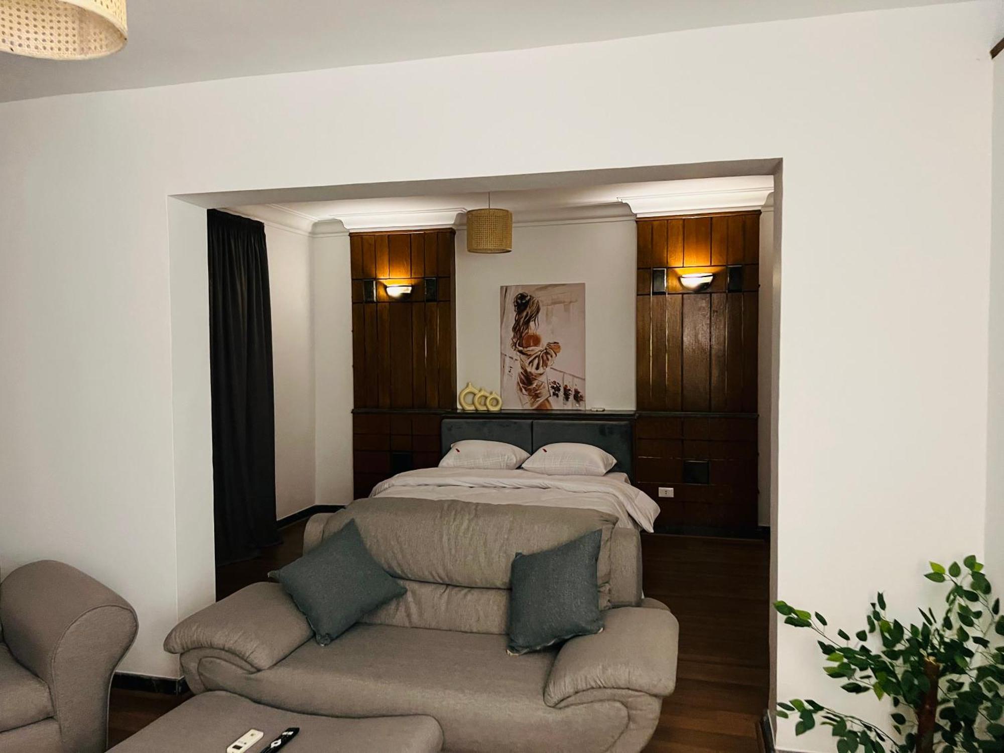Charming 2-bedroom With Ac, Wifi In Lovely Governorate * Cairo